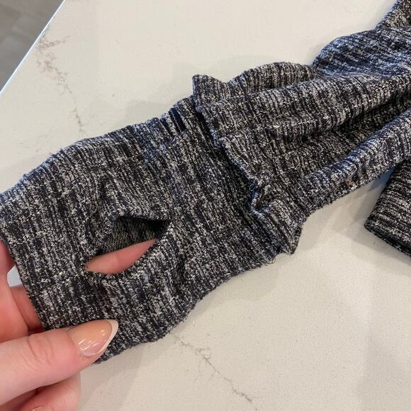 Lululemon‎ Extra Mile Hoodie Pullover Grey Black White size 2 - Picture 7 of 10